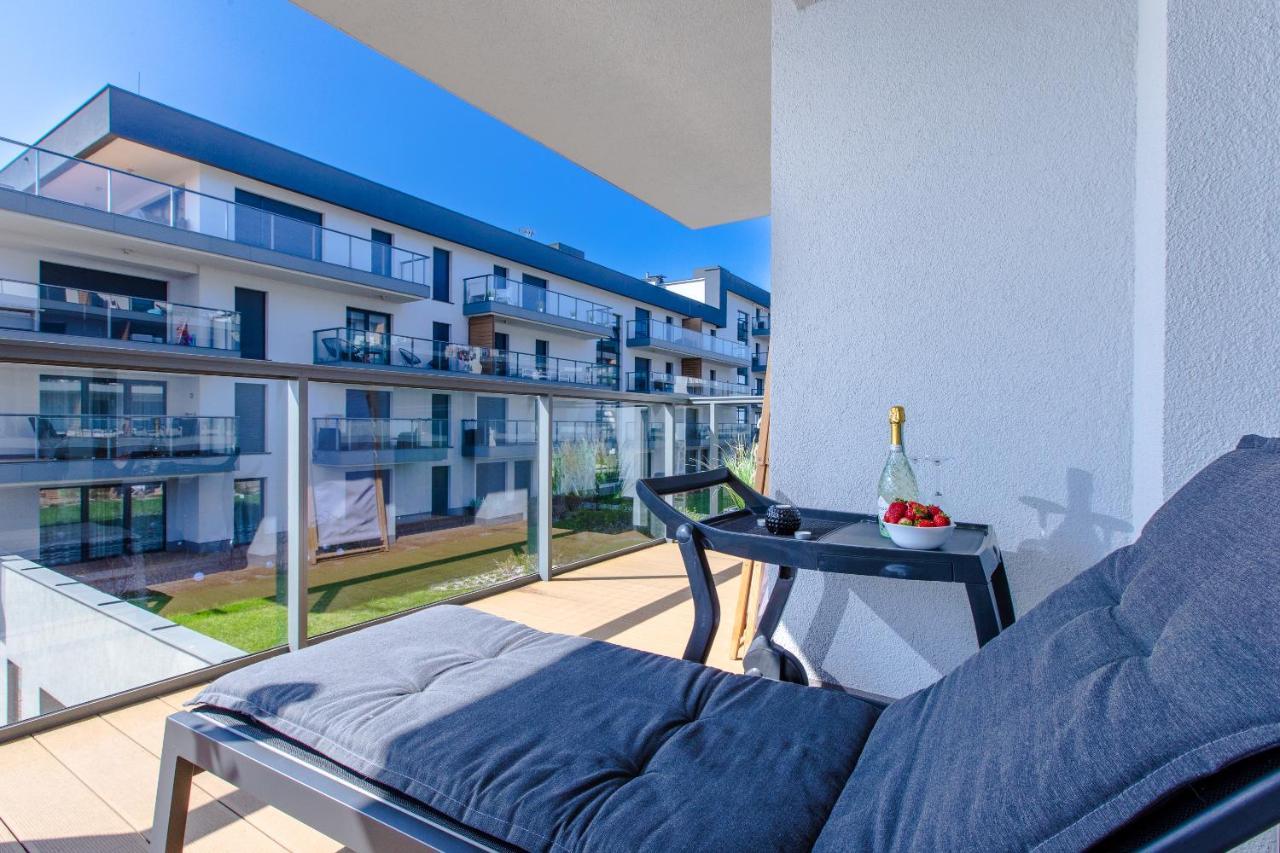 Apartament Linia Komfortu Gardenia Dziwnow Z Widokiem Na Morze Epapartamenty Exterior foto